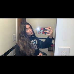 Meet your Posher, Crystal